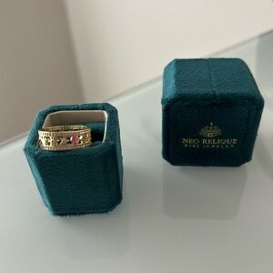 Viral Neo Relique Gold Band Ring